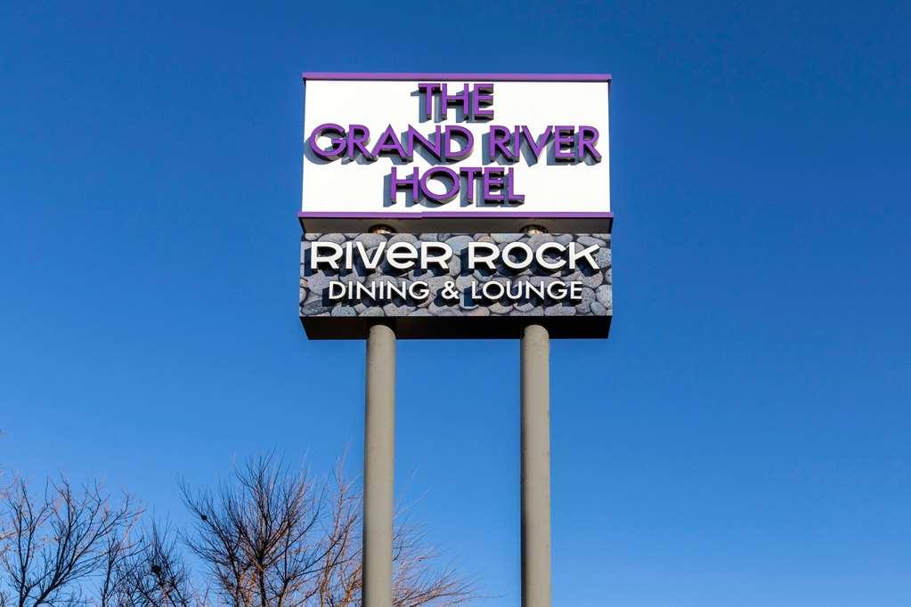 Radisson Riverfront Hotel