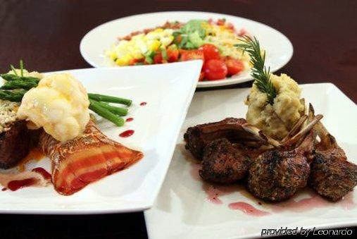 Radisson Riverfront Hotel 3*