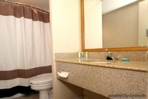 Radisson Riverfront 3*