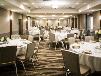Radisson Riverfront Hotel Grand Rapids