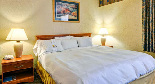 Radisson Riverfront Hotel Grand Rapids