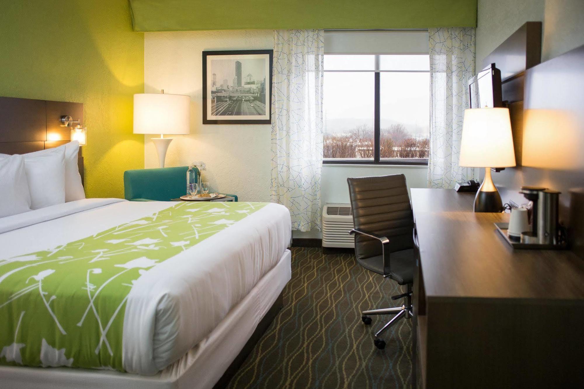 Radisson Riverfront 3* Grand Rapids