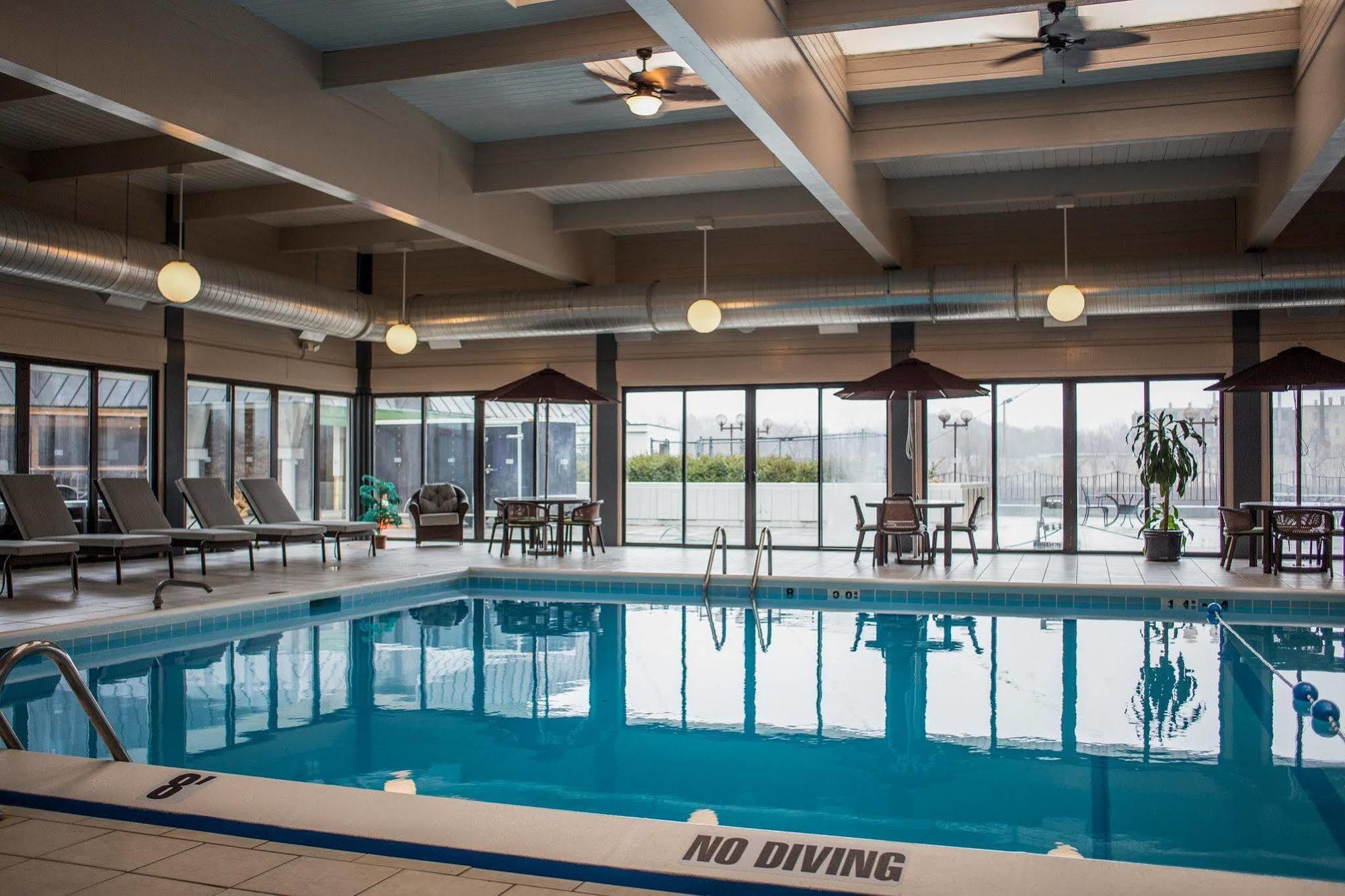 Hotel Radisson Riverfront Grand Rapids